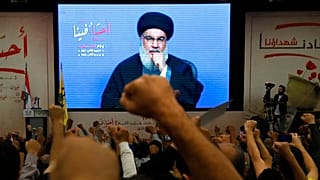 الأمين العام لحزب الله اللبناني، حسن نصرالله، أثناء إلقائه خطبا متلفزا أمام أنصاره ـ صورة من الأرشيف