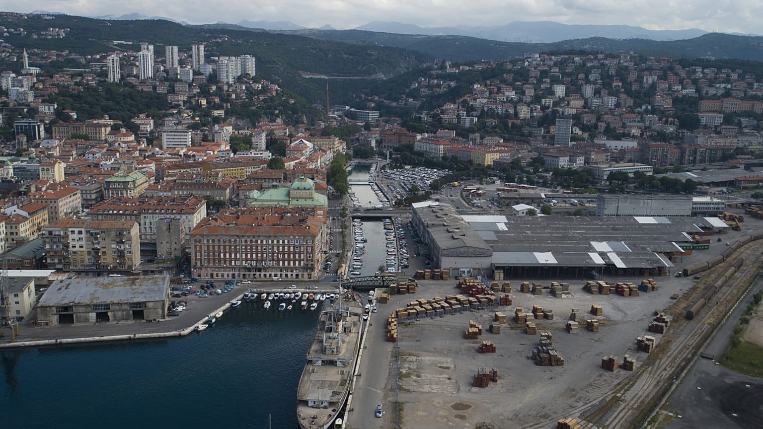 Archív fotó: Rijeka, kikötőváros a horvát Adrián
