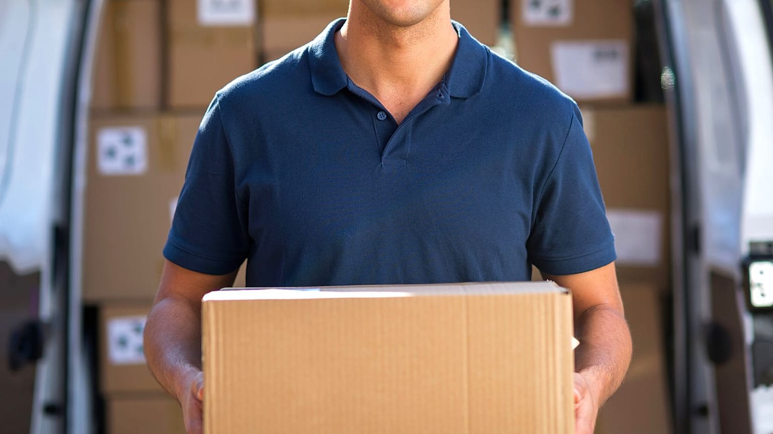 A courier died in Italy on Monday after delivering a parcel in the hottest time of the day.