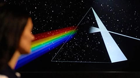 Neuroscientists have recreated a Pink Floyd song from recorded brain waves 
