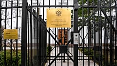 Oroszország oslói nagykövetségének bejárata 2023. április 13-án - Norégia 15 orosz diplomatát utasított ki kémkedés gyanújával