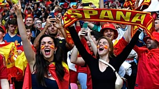Spanyol szurkolók