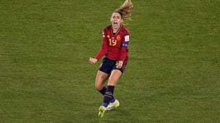 Olga Carmona celebra el gol de la victoria