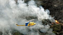 Ein Heli-Torch" im Einsatz im kalifornischen Malibu November 2007