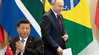 الرئيس الروسي فلاديمير بوتين والصيني شي جينبينغ في أحد اجتماعات كتلة البريكس. نوفمبر 2019