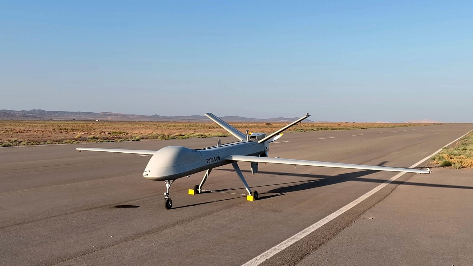İran yeni gelişmiş dron ürettiğini duyurdu