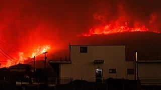 Дом горит в деревне Авантас