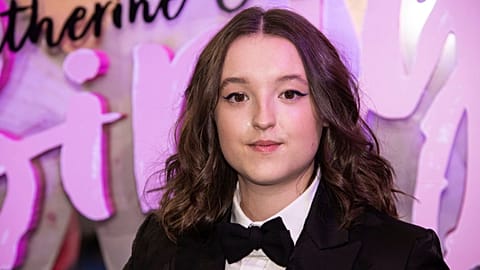 Bella Ramsey is one of the artists who have signed the proposal for a Green Rider