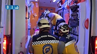 Syrische Weißhelme waren als Ersthelfer vor Ort nach dem russischen Luftschlag am 23. August 2023