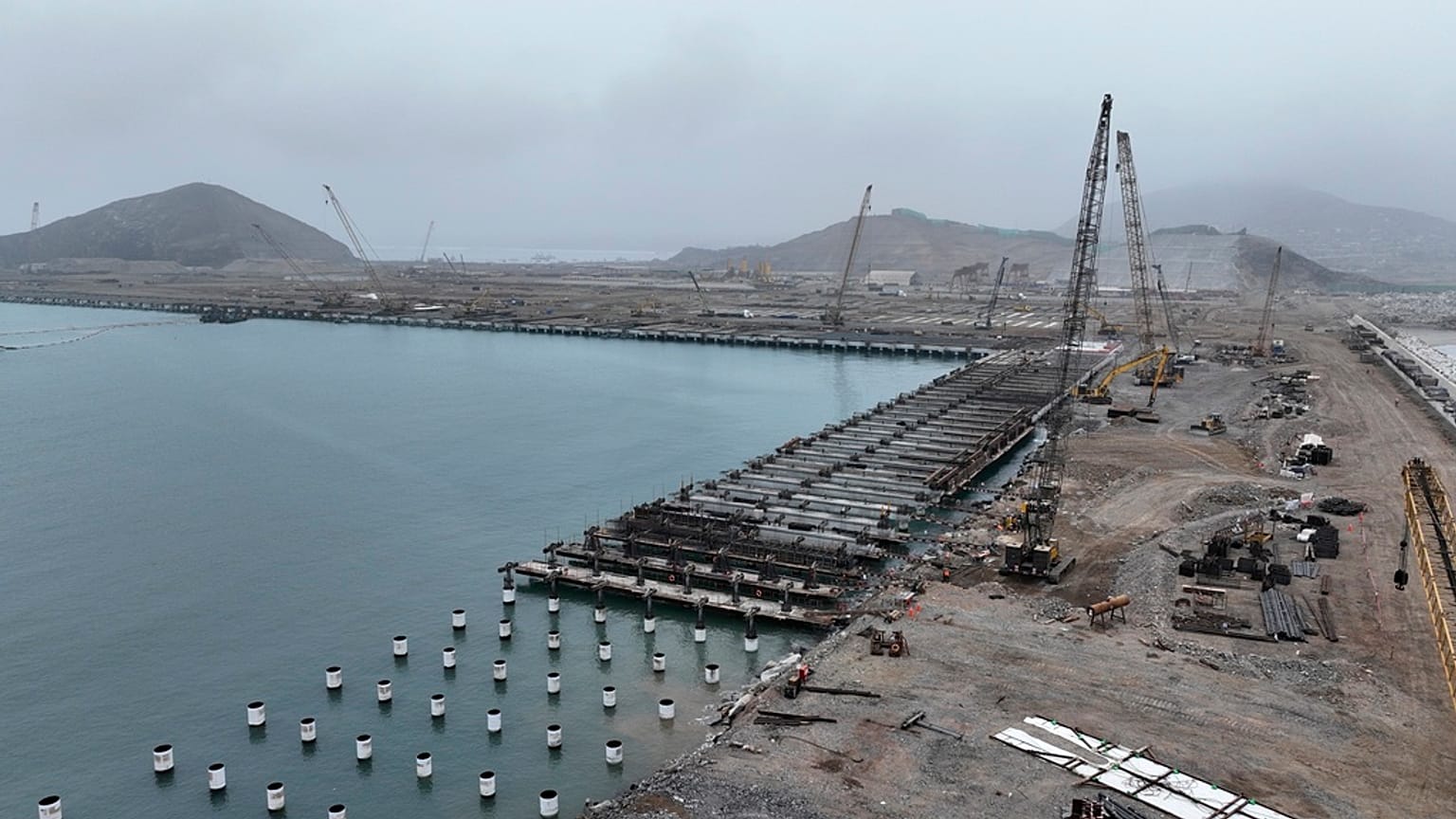 El magapuerto que construye China en Perú