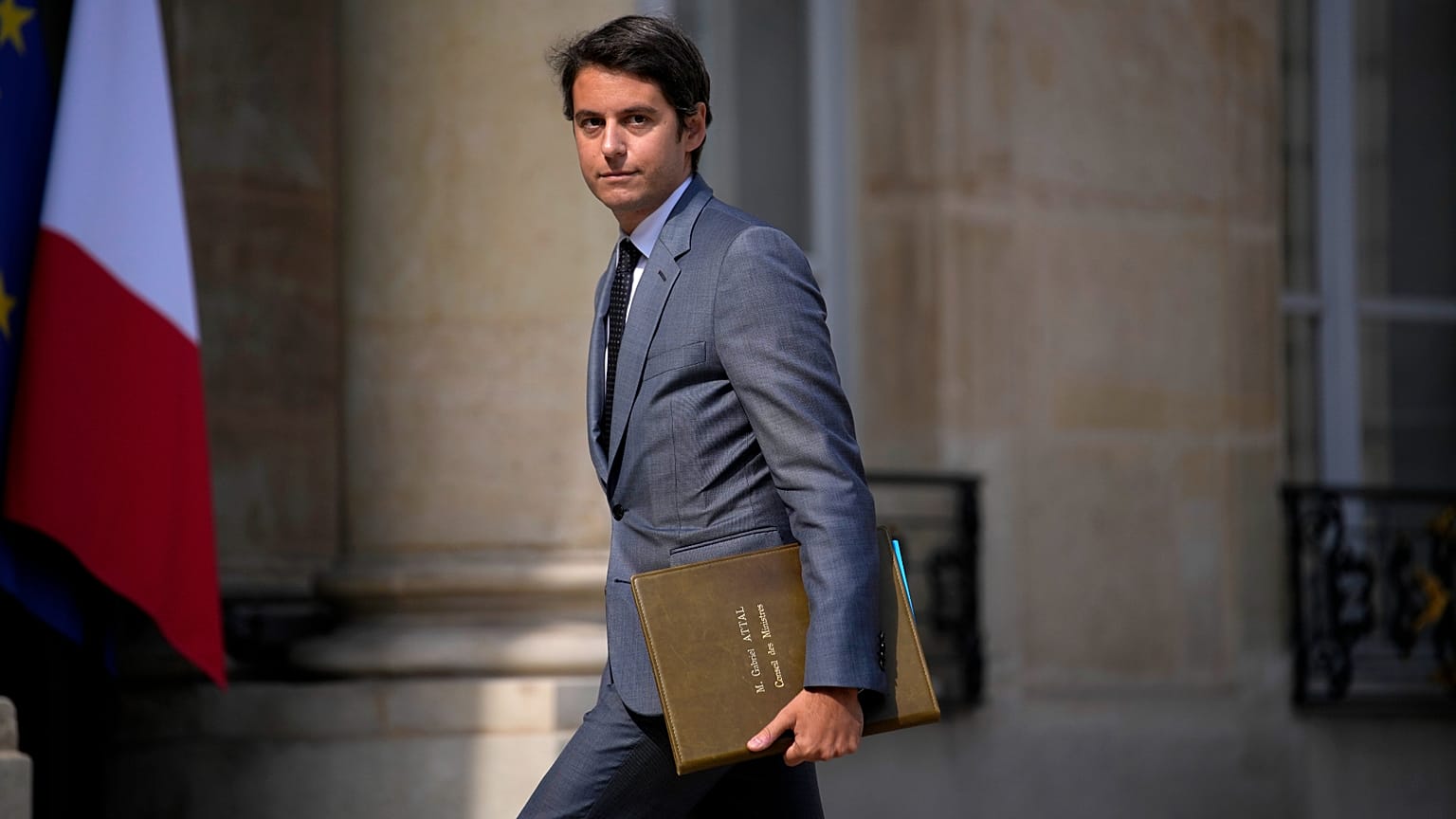 Le ministre de l'Éducation Gabriel Attal, le vendredi 21 juillet 2023 au palais de l'Élysée à Paris.
