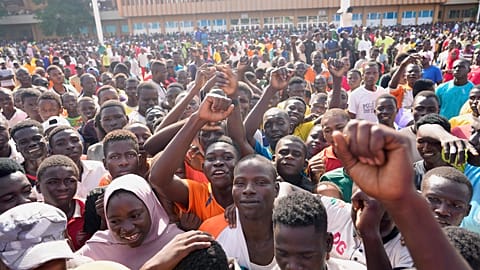 Manifestation en faveur des militaires au pouvoir à Niamey, Niger, dimanche 27 août 2023.