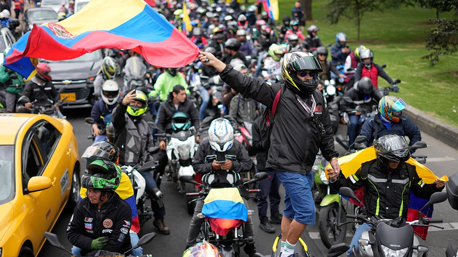 Protesta de motoristas en Bogotá, Colombia