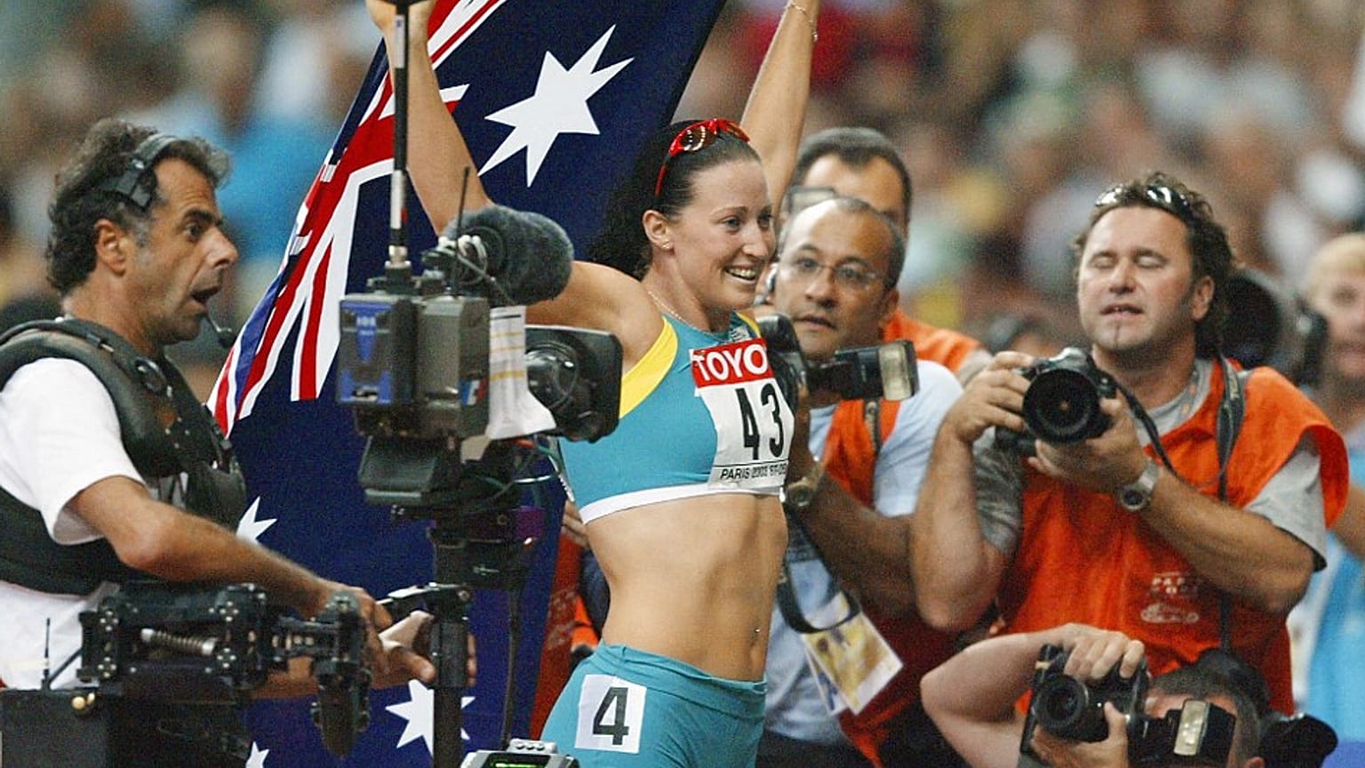 Jana Pittman 2003 Dünya Atletizm Şampiyonası finalini kazandı