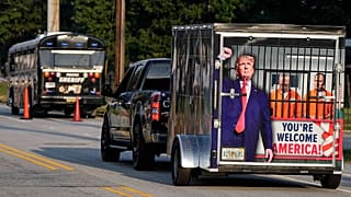 Il giorno del foto segnaletica nella contea di Fulton, in Georgia... (24.8.2023)