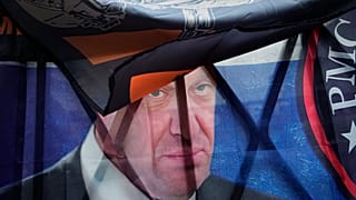 Retrato del jefe del Grupo Wagner, Yevgueni Prigozhin, en una calle de Moscú (Rusia).