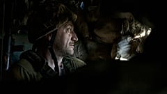 Иллюстративное фото. Украинский военный в укрытии близ Бахмута
