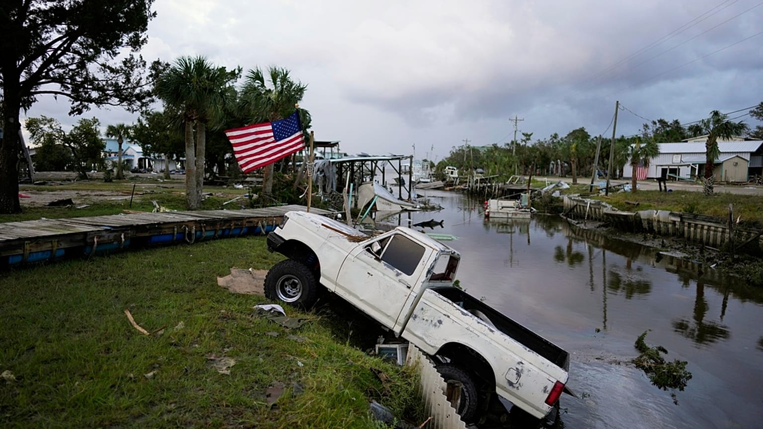 Verwüstungen in Horseshoe Beach, Florida, am 30. August 2023