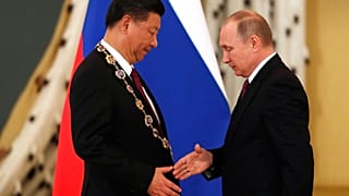 Hszi és Putyin barátsága hivatalos alapkő