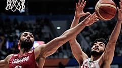 كان اللاعب علي حيدر نجم اللقاء ضد إيران