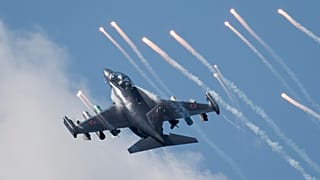 طائرة Yak-130 الروسية - أرشيف