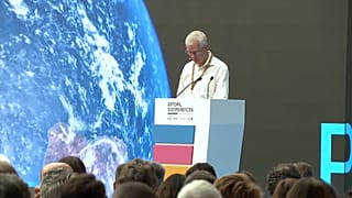 Az idei estorili konferencia egyik előadója