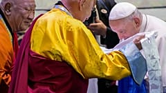 Papst Franziskus bei seinem Besuch in der Mongolei