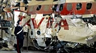 Il relitto dell'aereo ITAVIA precipitato nei pressi di Ustica il 27 giugno 1980 in un hangar della base di Pratica di Mare, prima del trasferimento a Bologna