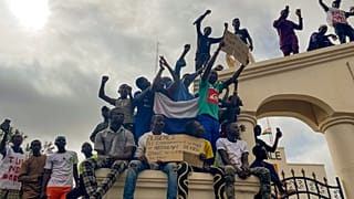 Unterstützer der Putschisten demonstrieren in der nigrischen Hauptstadt Niamey - 16.08.2023