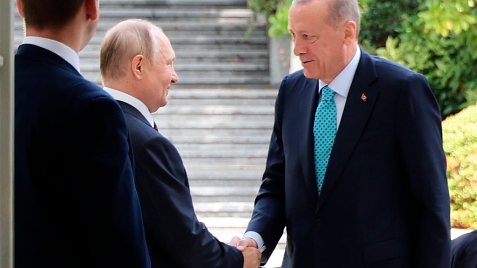 La reanudación de la exportación de cereales ucranianos y la guerra en Ucrania, los dos grandes temas a tratar por Putin y Erdogan.