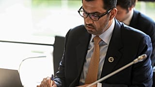 El sultán Al Jaber asiste a la Conferencia de Bonn sobre el Cambio Climático en Bonn, Alemania, el 8 de junio de 2023.