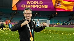 Jorge Vilda még kapitányként, boldogan