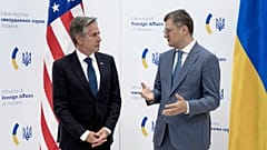 El ministro ucraniano de Asuntos Exteriores, Dmytro Kuleba y el secretario de Estado estadounidense, Antony Blinken, en Kiev, Ucrania, el miércoles 6 de septiembre de 2023.