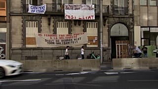 Requerentes de asilo ocupam prédio no centro de Bruxelas