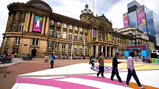İngiltere'de Birmingham Belediyesi iflas ettiğini açıkladı