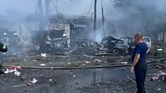 Destrozos tras el bombardeo ruso