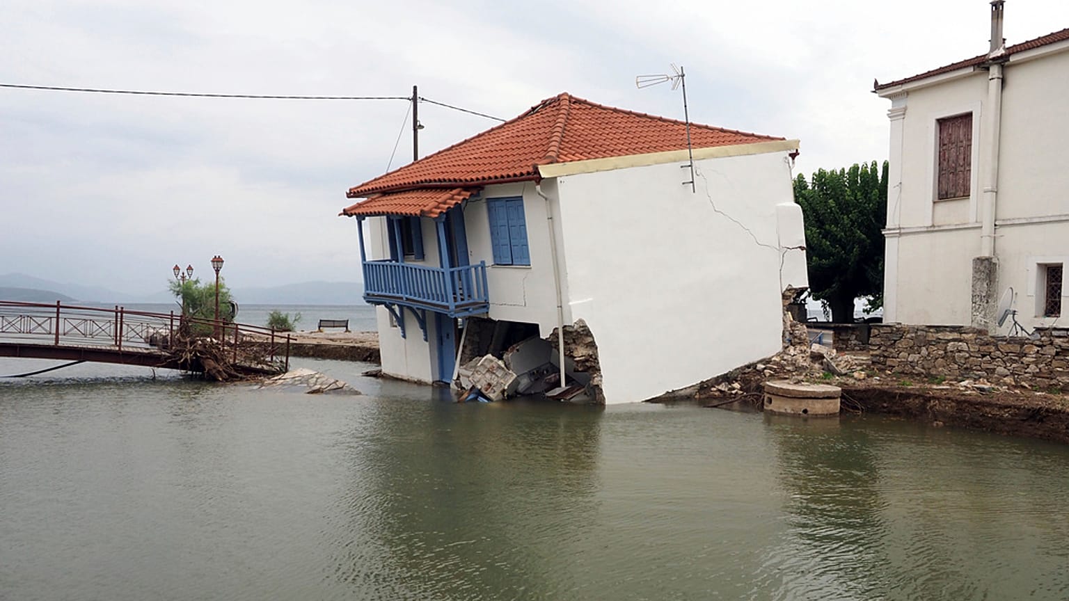 Μεγάλες καταστροφές λόγω της κακοκαιρίας στο Πήλιο