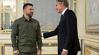 Le président ukrainien Volodymyr Zelensky et le secrétaire d'État américain Antony Blinken, le 6 septembre 2023, à Kiev.