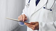 In molte nazioni numerosi medici stanno per andare in pensione