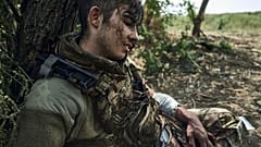 Ein verwundeter ukrainischer Soldat bei Bachmut