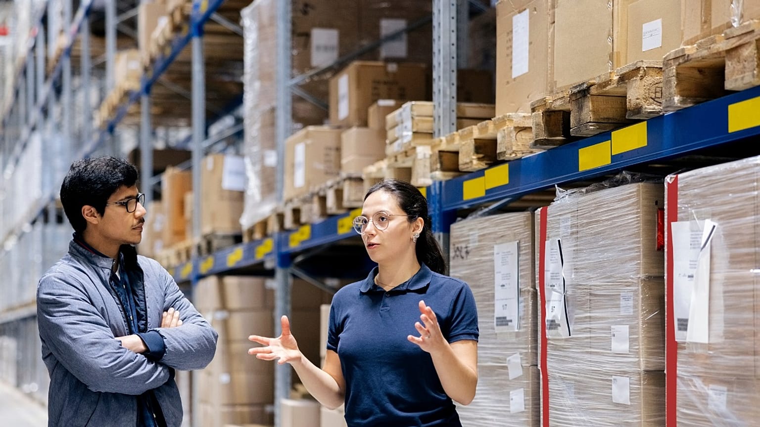 Almanya'da fabrika çalışanları (Arşiv)