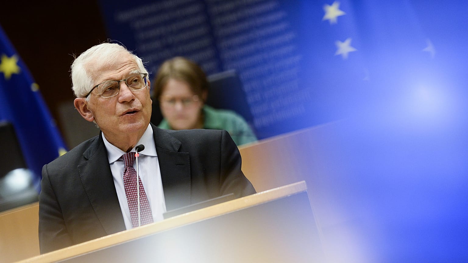 Le chef de la diplomatie européenne, Josep Borrell, lors d'une réunion au Parlement européen à Bruxelles, mercredi 28 avril 2021.