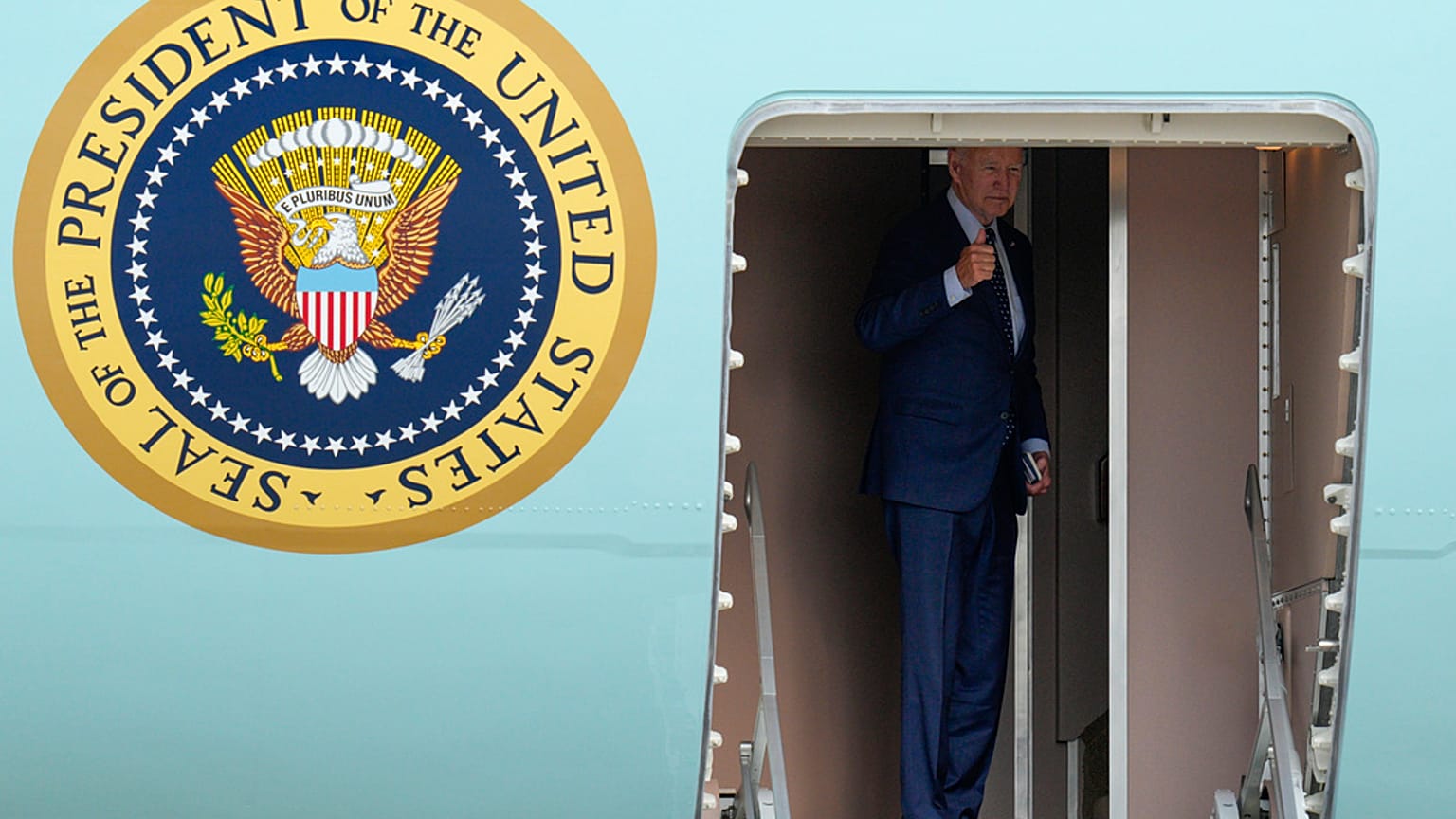 Joe Biden, presidente dos EUA, de partida para o G20, na Índia