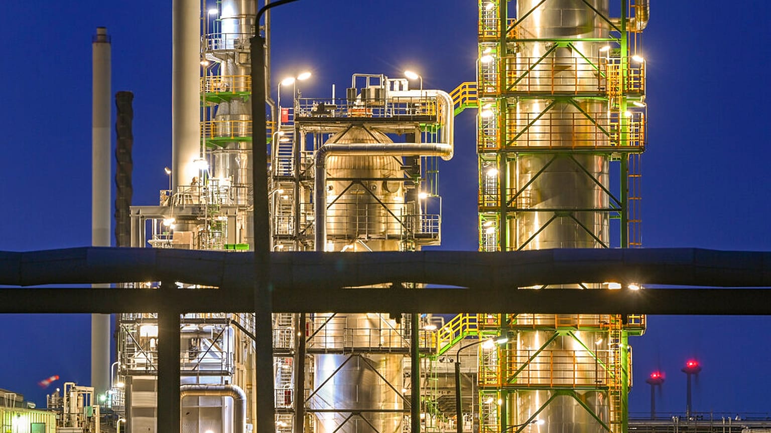 Rus Rosneft enerji şirketinin Almanya'daki yan kuruluşu