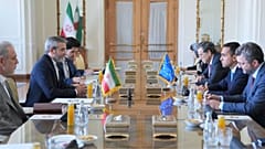 دیدار نماینده ویژه اتحادیه اروپا در امور منطقه خلیج فارس با معاون وزیر خارجه ایران در تهران