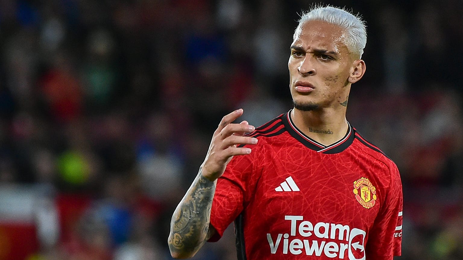 Der brasilianische Manchester-United-Spieler Antony während eines Spieles gegen Wolverhampton am 14. August 2023