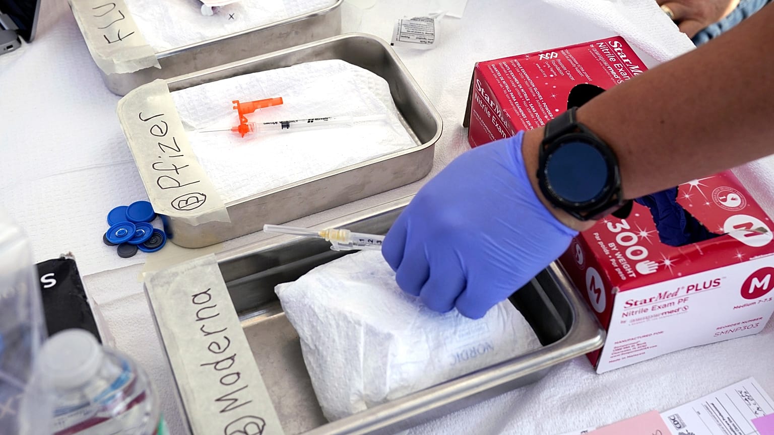 Pfizer ve Moderna aşıları