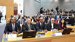 Οι εκπρόσωποι των νησιωτικών χωρών στο δικαστήριο