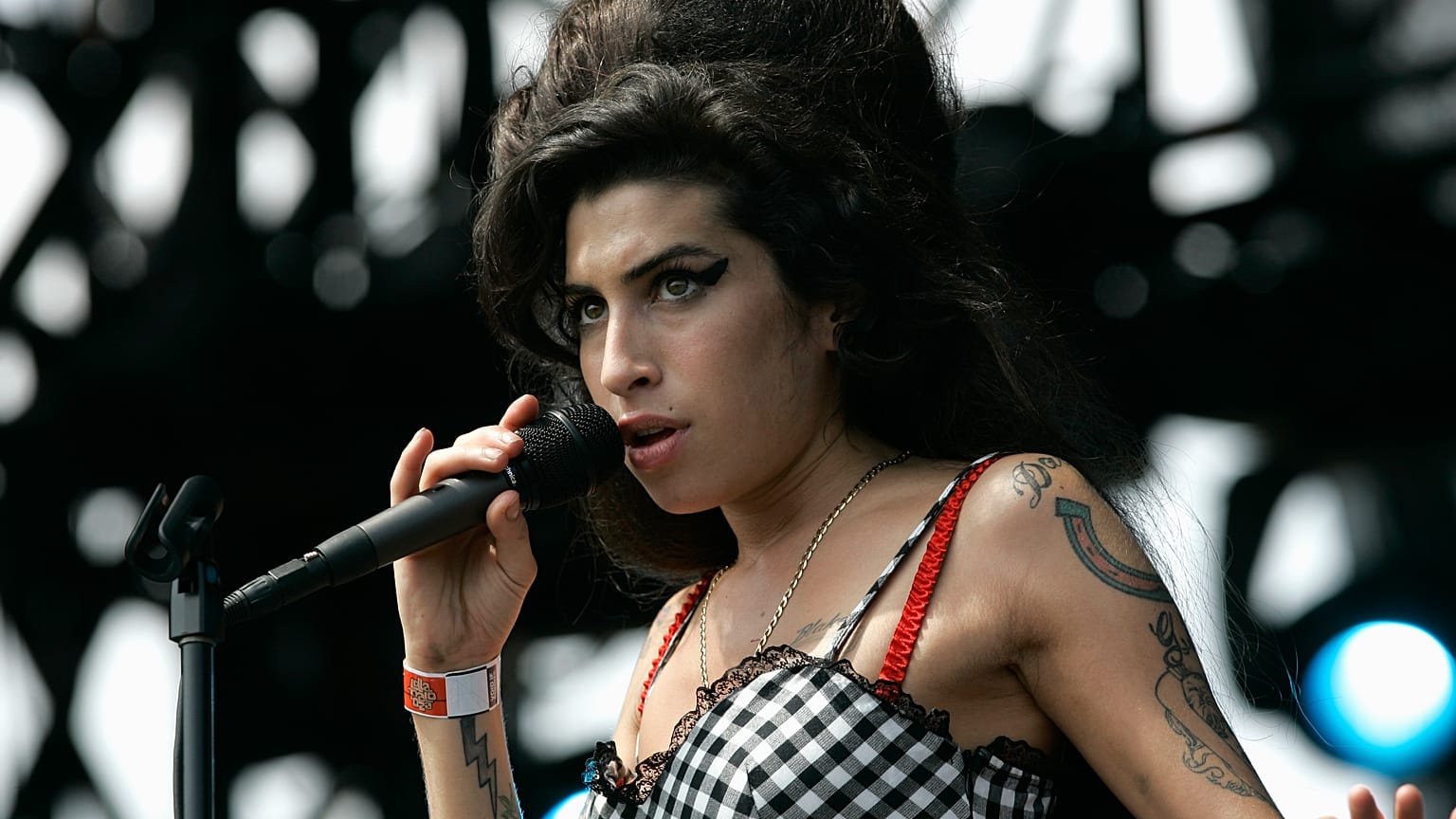 Amy Winehouse performs at Lollapalooza at Grant Park in Chicago on Sunday, Aug. 5, 2007. 