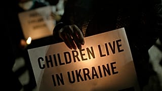 Los menores fueron secuestrados y mandados a Rusia.